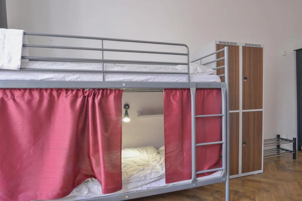 Globe Hostel Prague Adults Only 0*,
