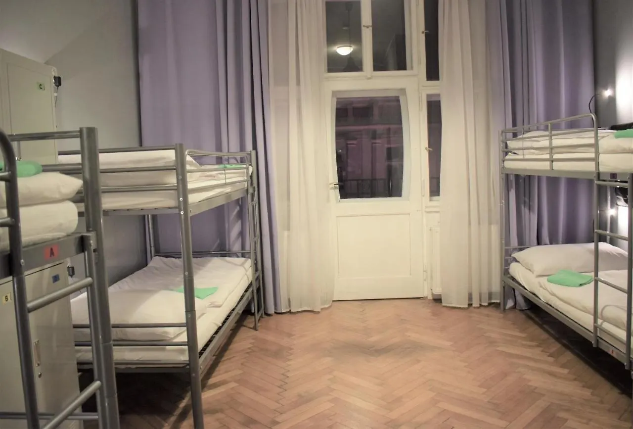 Globe Hostel Prague Adults Only