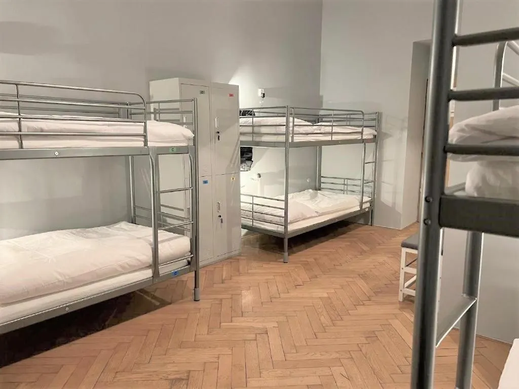 Globe Hostel Prague Adults Only