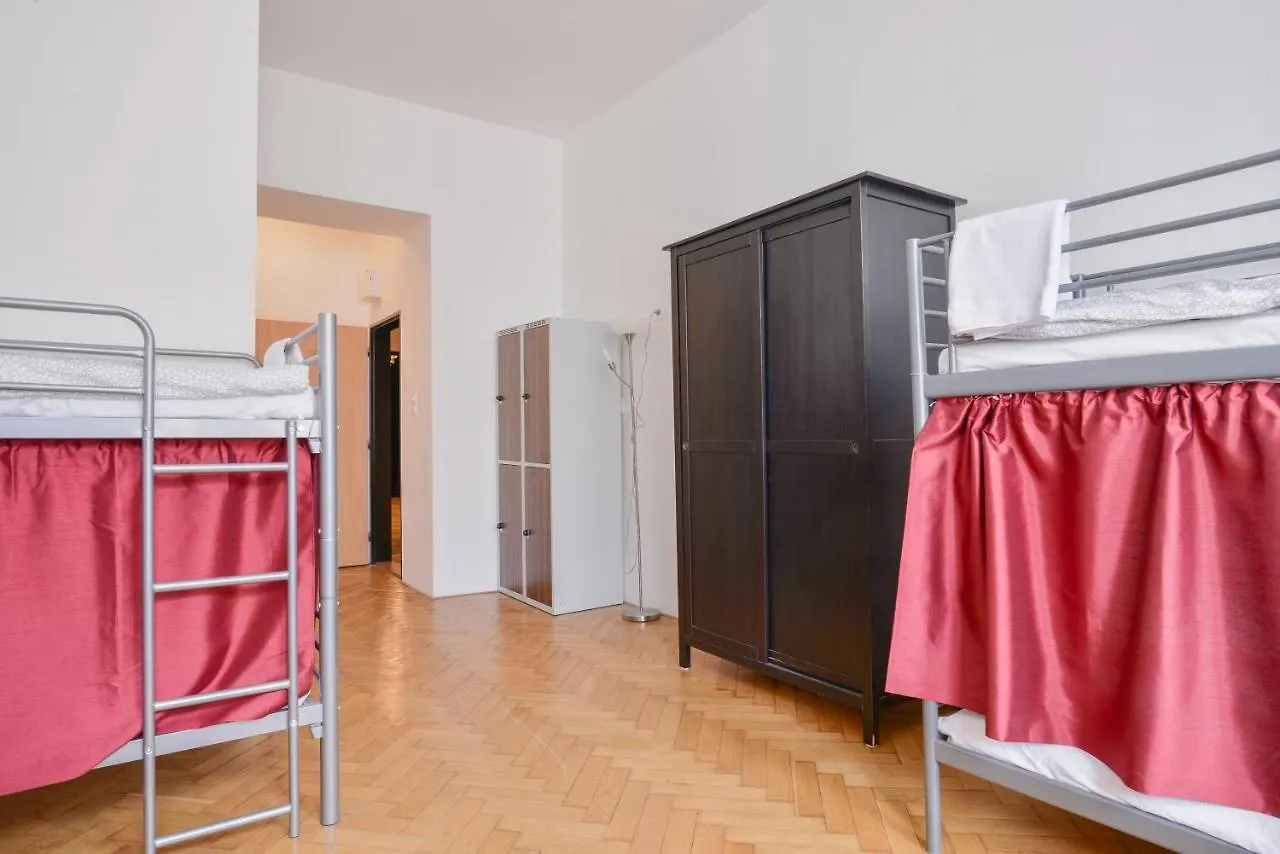 Globe Hostel Prague Adults Only