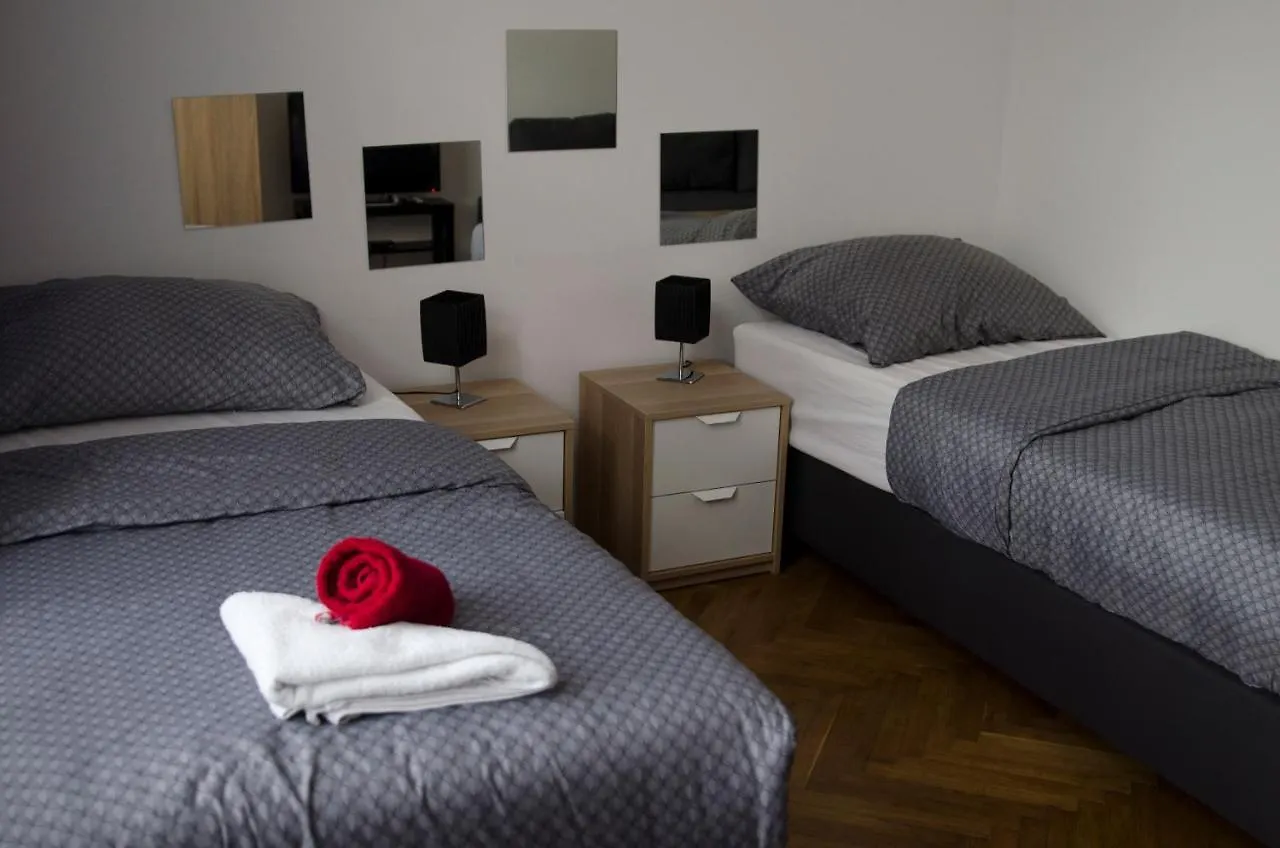 Globe Hostel Prague Adults Only