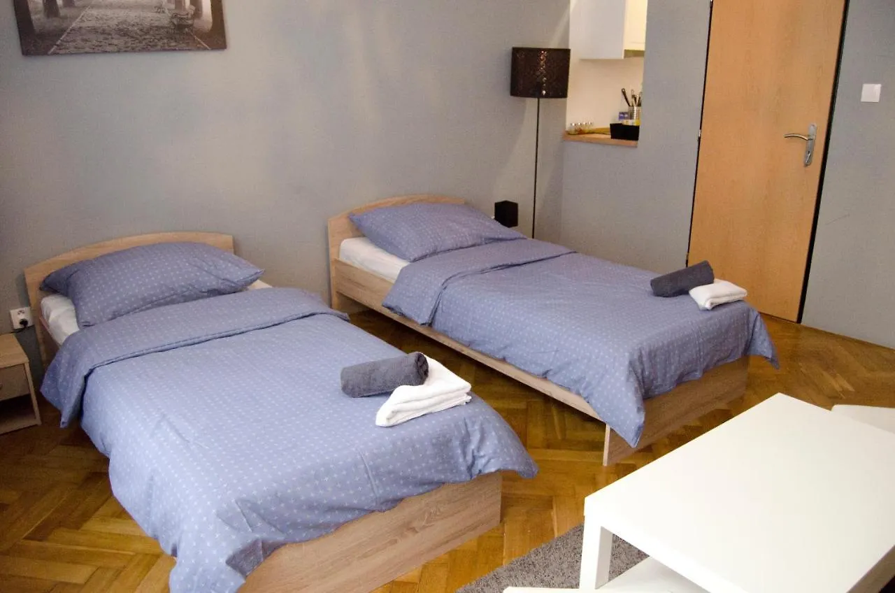 Globe Hostel Prague Adults Only