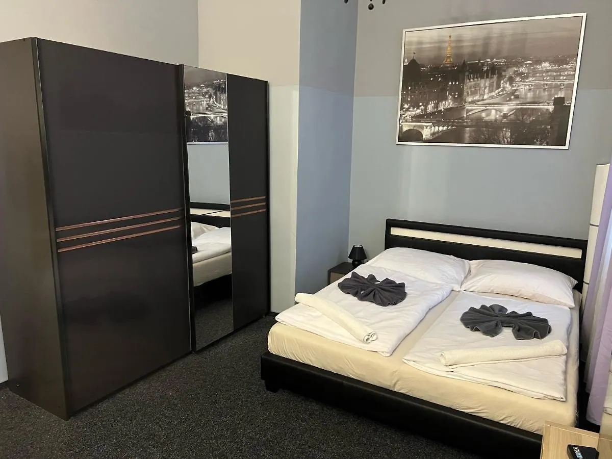 Globe Hostel Prague Adults Only Çek Cumhuriyeti
