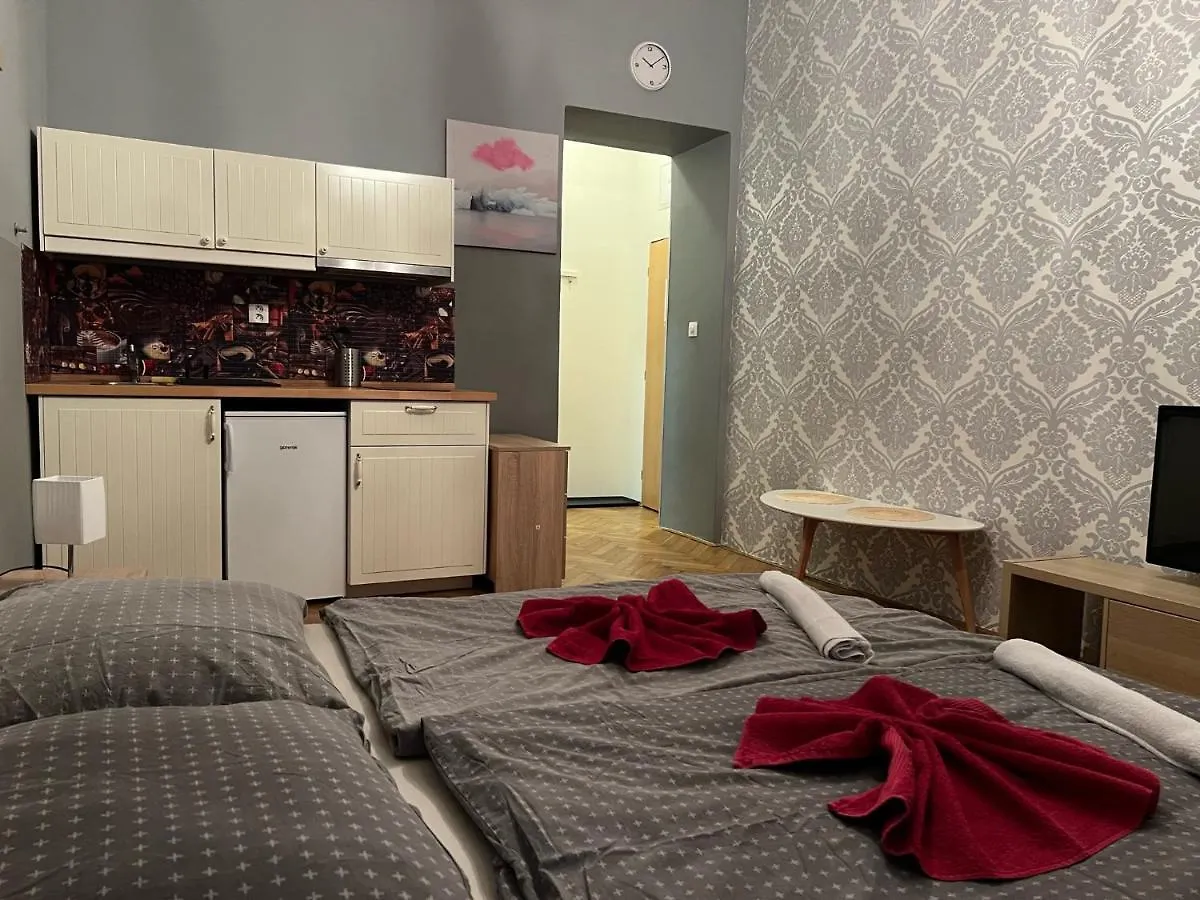 Globe Hostel Prague Adults Only